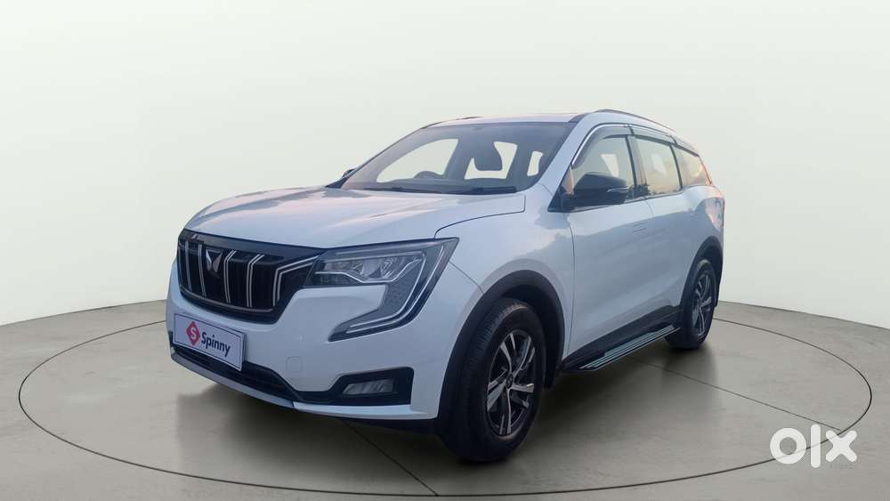 Mahindra Xuv700 2.0 Ax 5 Petrol Mt 7 Str, 2021, Petrol