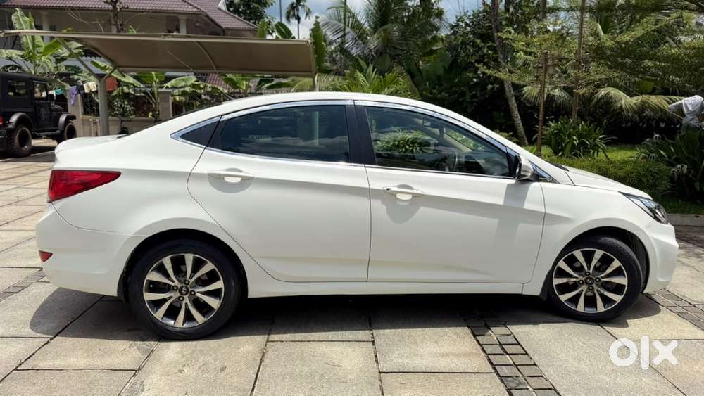 Hyundai Fluidic Verna 2014 Car