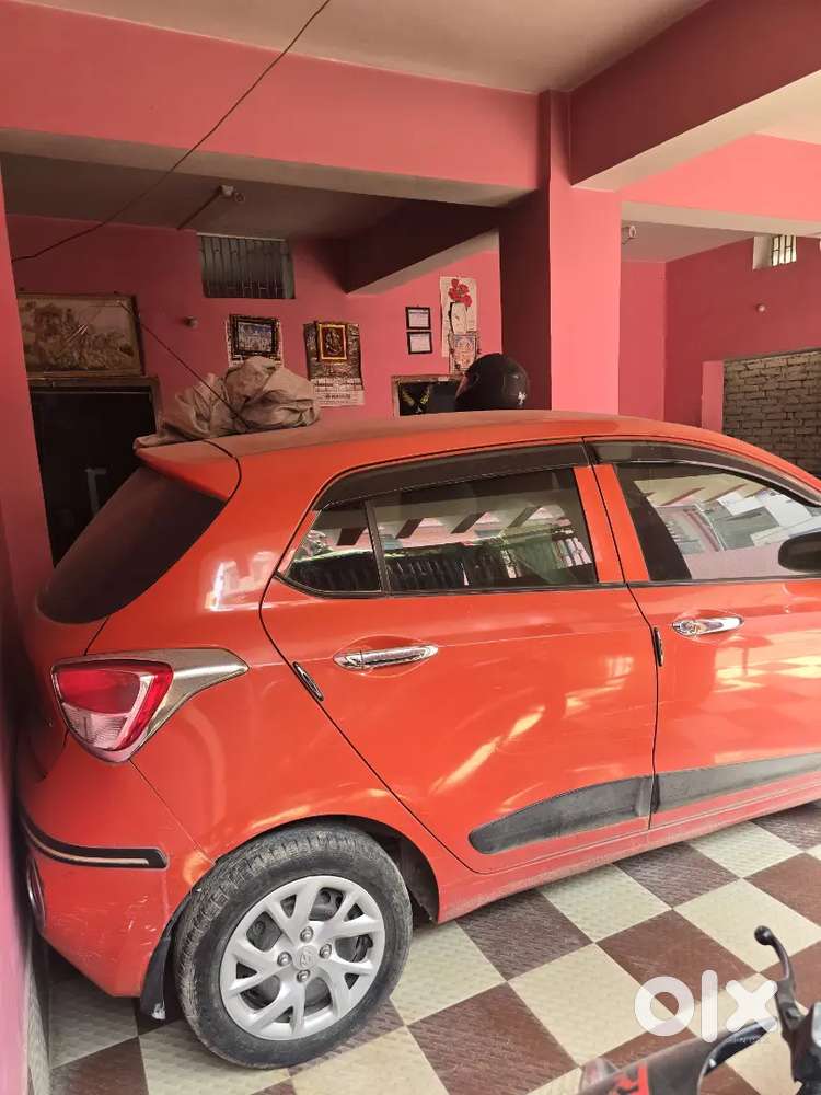 Hyundai Grand I10 2018 Petrol 30000 Km Driven