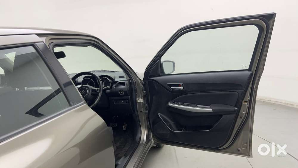 Maruti Suzuki Swift Amt Zxi, 2018, Petrol