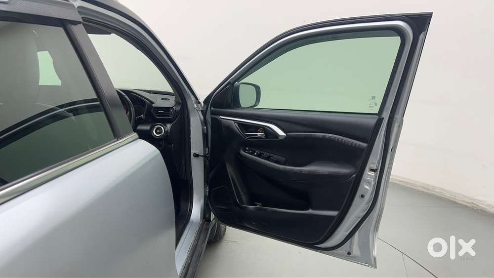 Toyota Urban Cruiser Hyryder 1.5 V Neo Drive At, 2024, Petrol