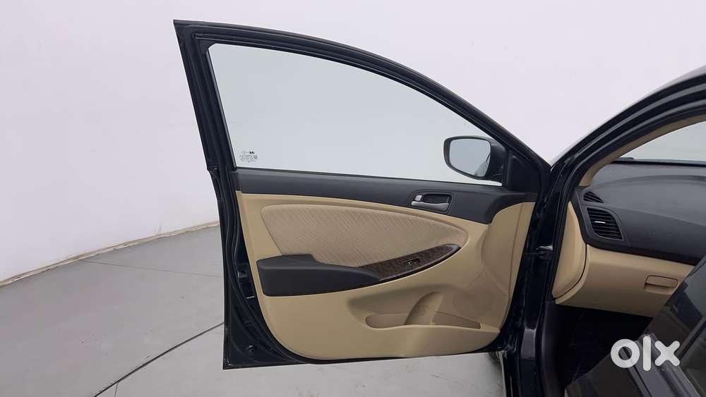 Hyundai Verna [ ] Fluidic 4s 1.6 Vtvt Sx, 2016, Petrol