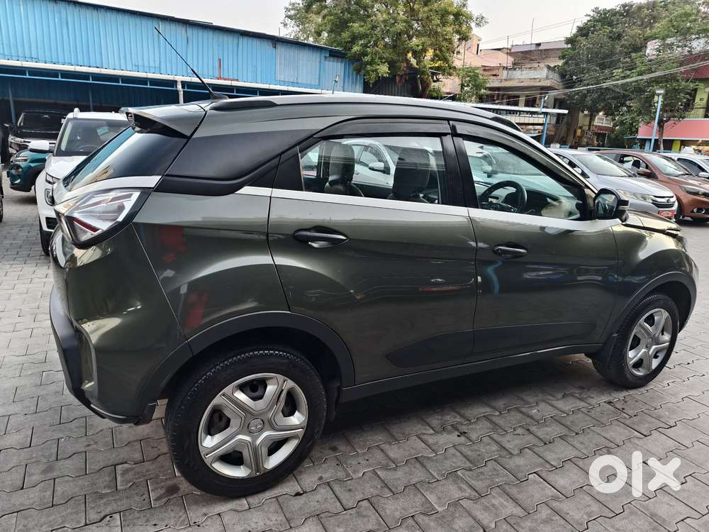 Tata Nexon 1.2 Revotron Xm (s), 2022, Petrol