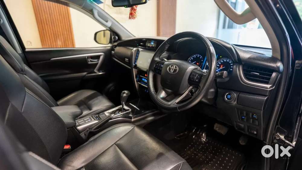 Toyota Fortuner, 2024, Petrol