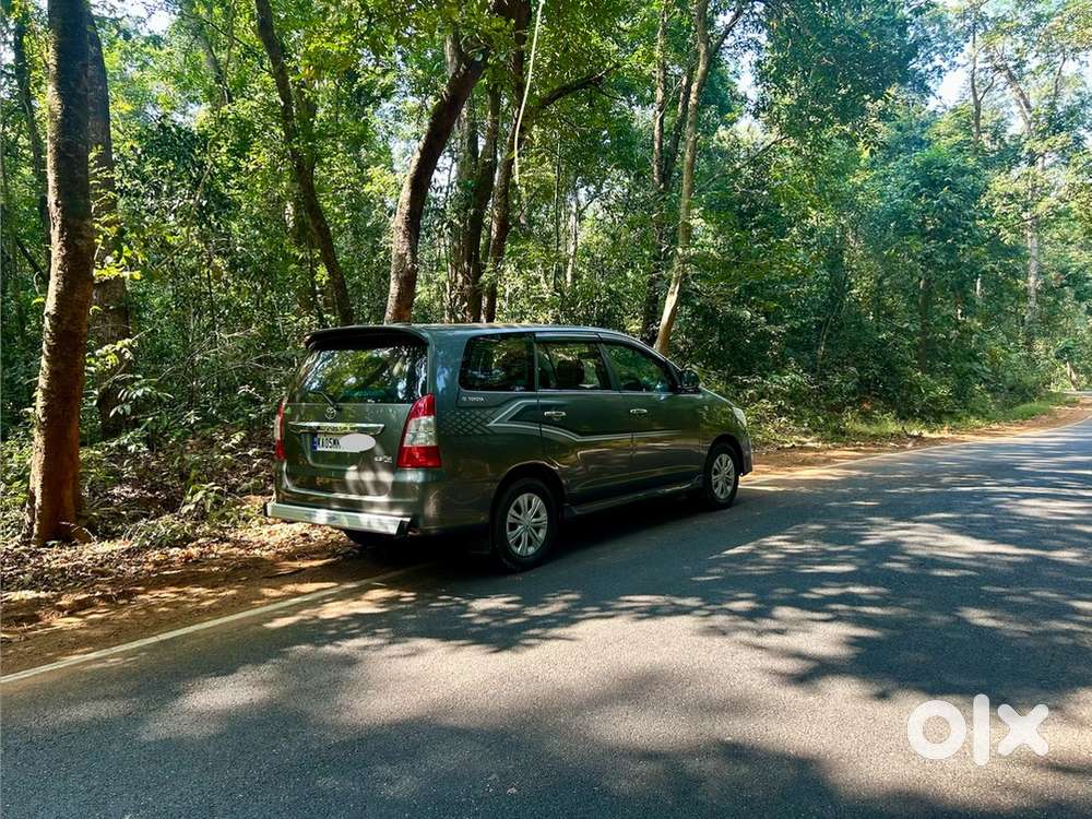 Toyota Innova Diesel 2012