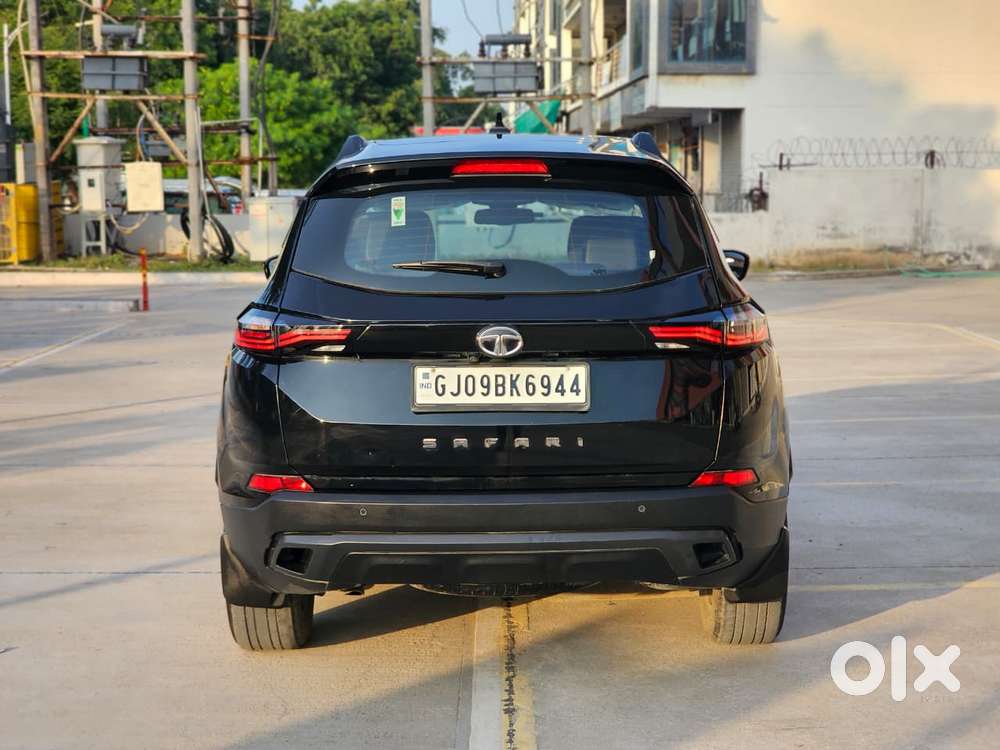 Tata Safari 2.0 Kryotec Xt Plus Dark Edition, 2023, Diesel