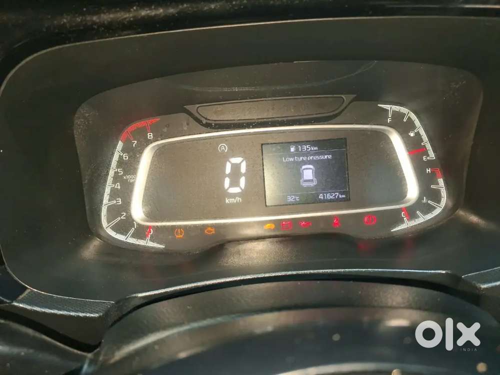 Kia Sonet 1.2 Htk Plus 2023 Model