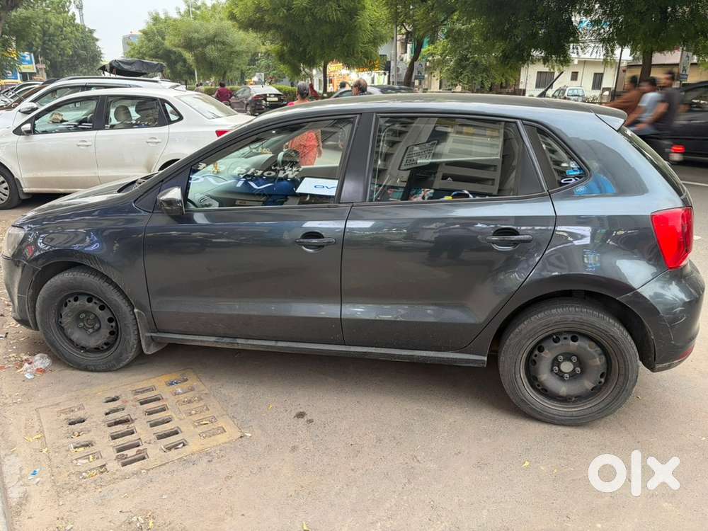 Volkswagen Polo Petrol 2016
