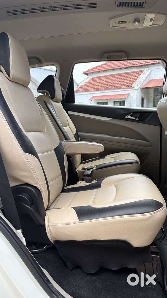 Mahindra Marazzo M6 8str, 2019, Diesel