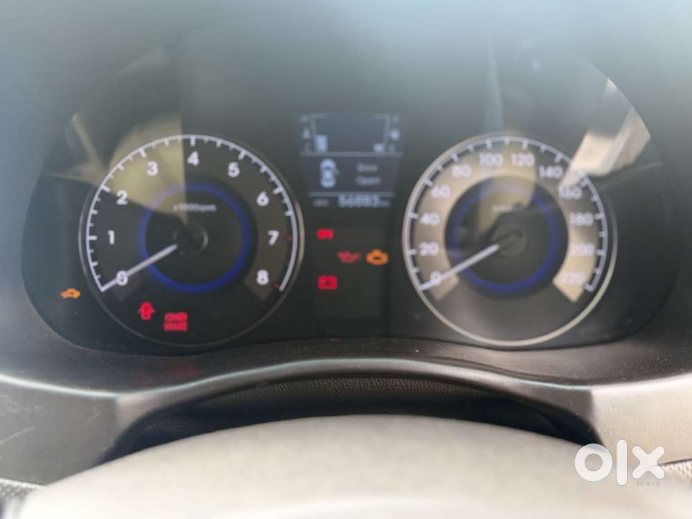 Hyundai Verna [2015-2017] Fluidic 4s 1.6 Vtvt S (o) Mt, 2015, Petrol