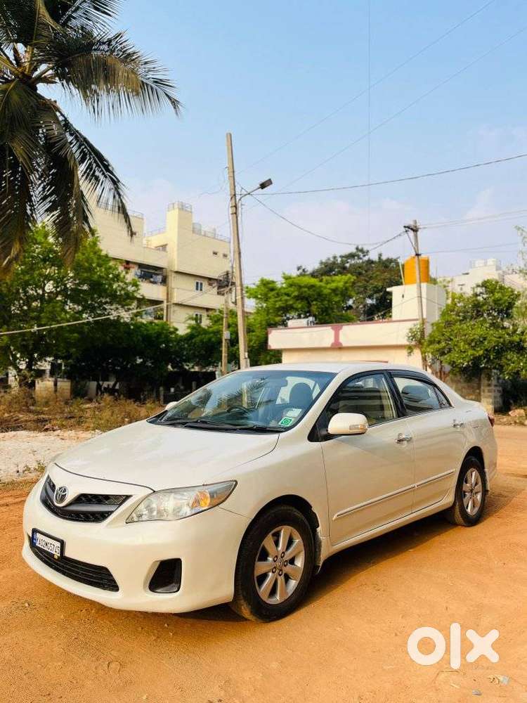 Toyota Corolla Altis 2013-2017 D-4d Gl, 2012, Diesel
