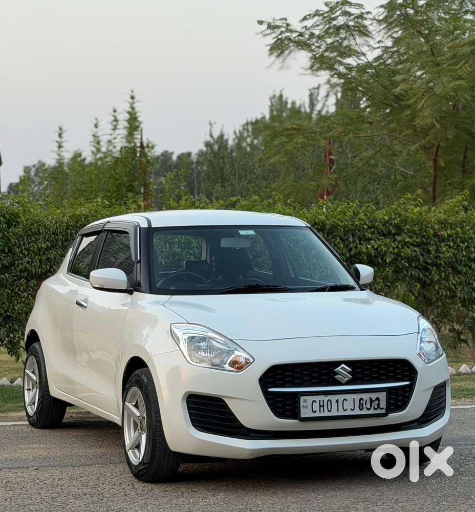 Maruti Suzuki Swift 1.2 Vxi (o), 2022, Petrol