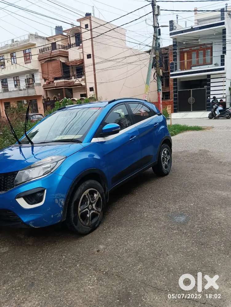 Tata Nexon 2018 Diesel 100000 Km Driven