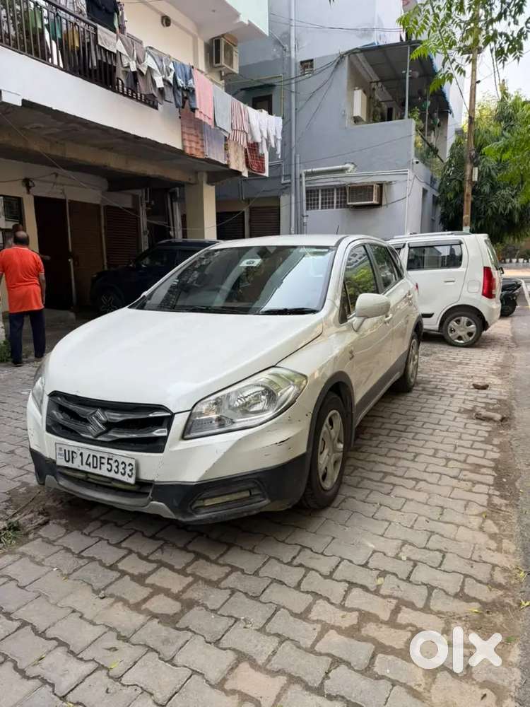 Maruti Suzuki S Cross Sigma Diesel 2017 Well Maintained And Less Drive