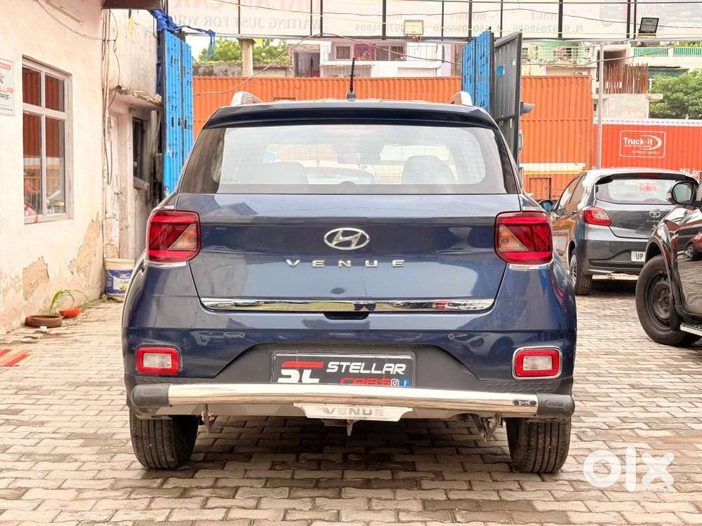 Hyundai Venue S 1.2 Petrol, 2022, Petrol
