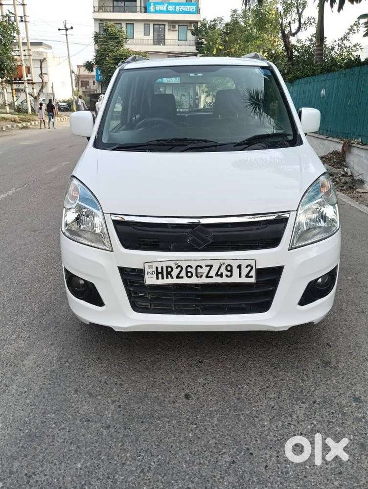 Maruti Suzuki Wagon R Vxi Amt1.2, 2016, Petrol