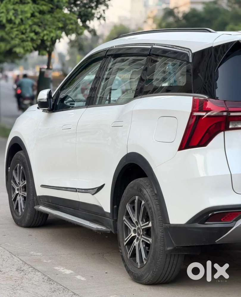 Mahindra Xuv700 2.2 Ax 7 Diesel At Luxury Pack Str, 2022, Diesel