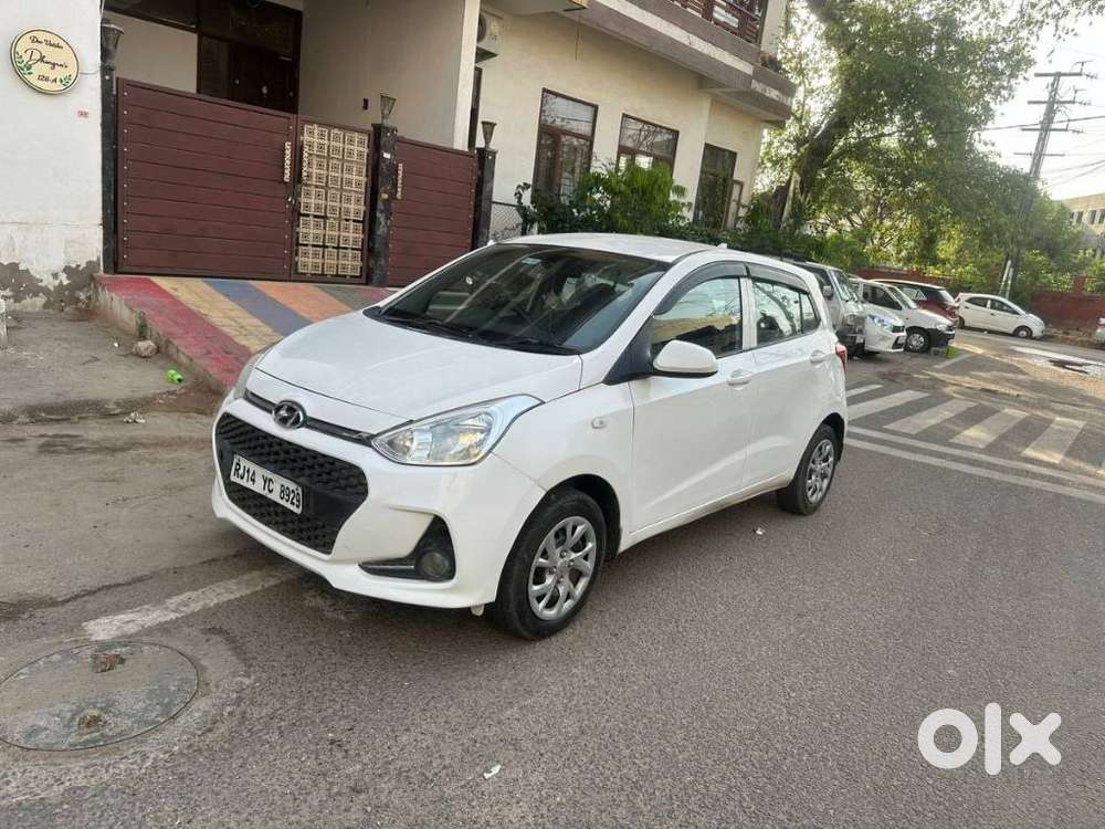 Hyundai Grand I10 [2017-2020] 1.2 Kappa Vtvt Sportz At, 2018, Petrol