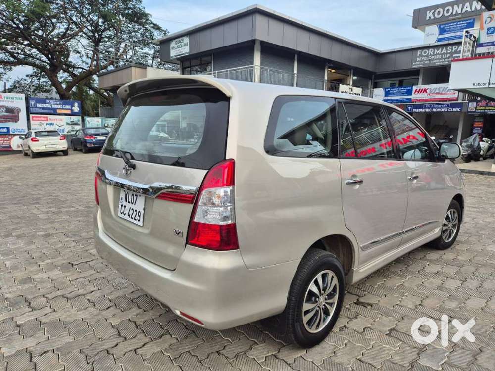 Toyota Innova 2.5 V 7 Str, 2015, Diesel