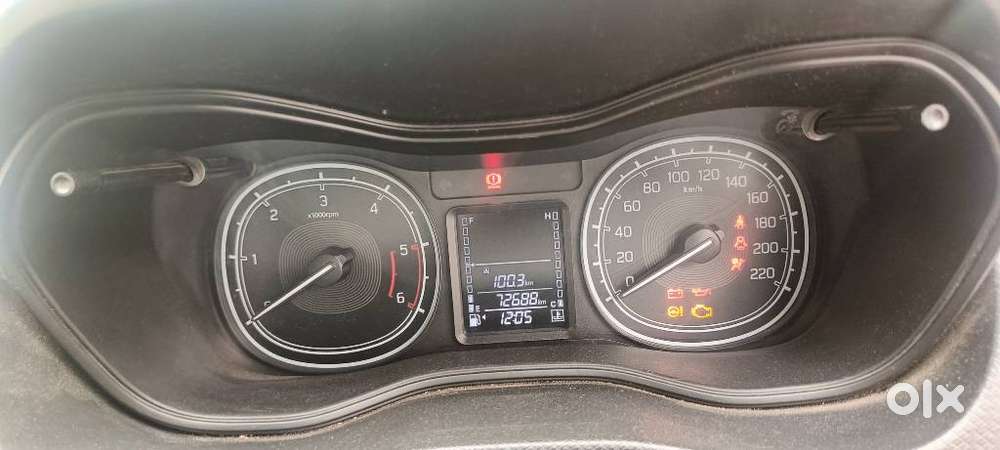 Maruti Suzuki Brezza Zdi+ Dual Tone, 2019, Diesel