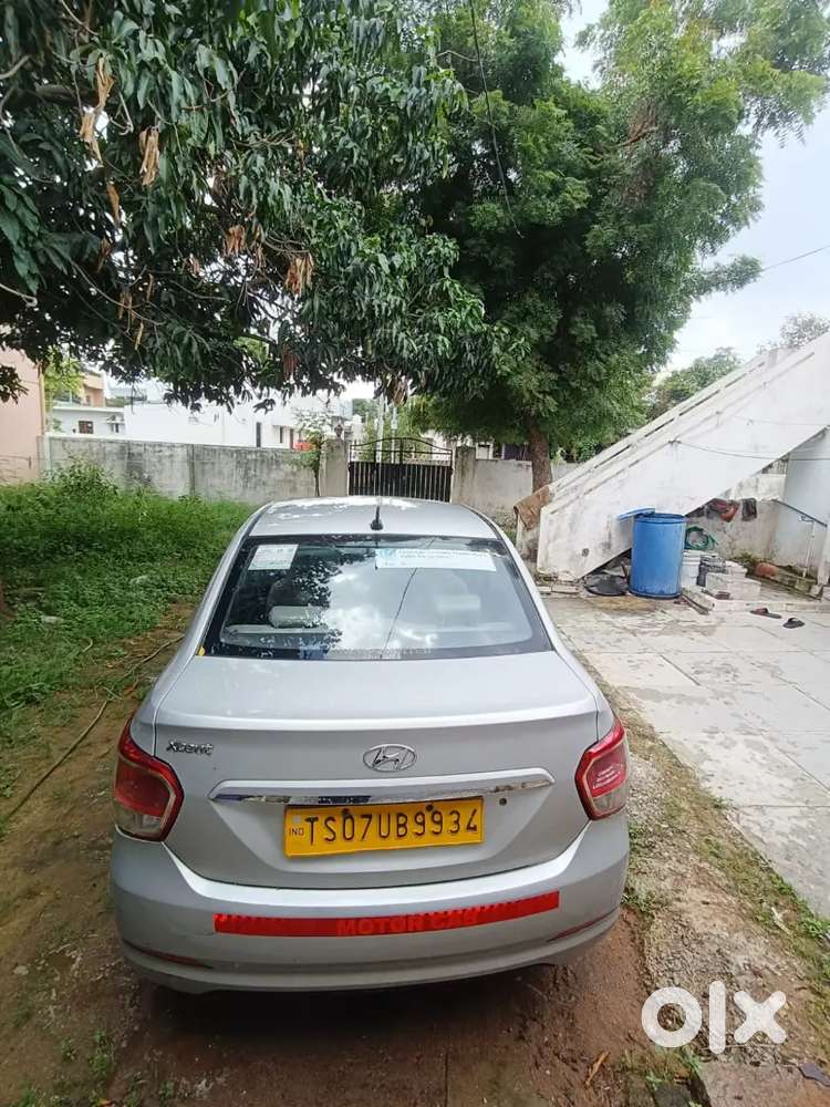 Hyundai Xcent Diesel 2016 Second