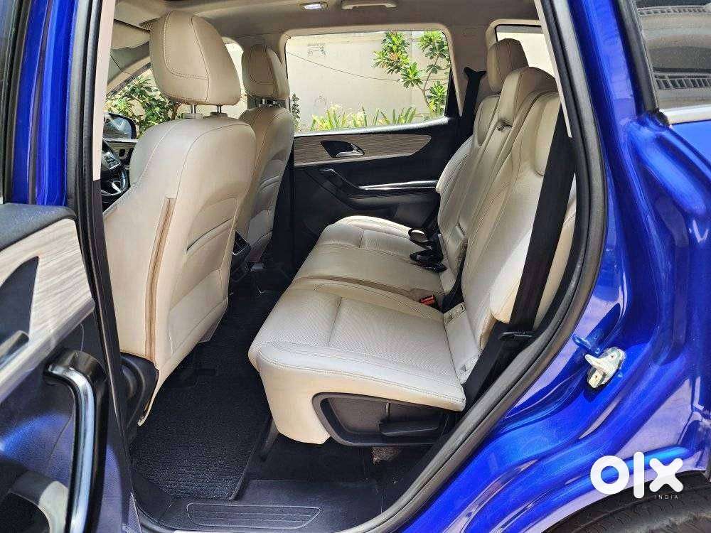 Mahindra Xuv700 2.2 Ax 7 Diesel Mt Luxury Pack Str, 2023, Diesel