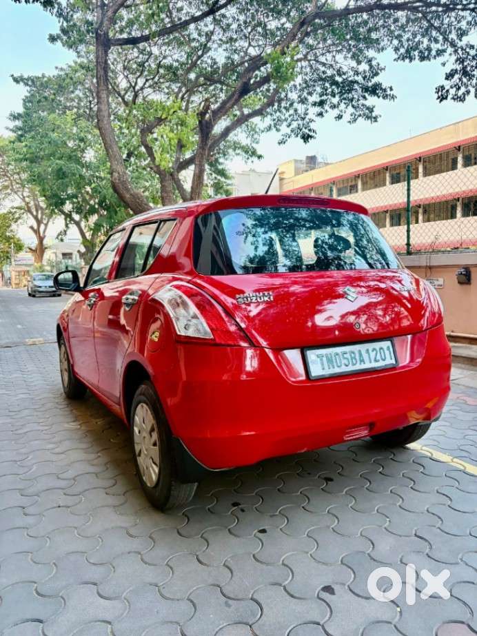 Maruti Suzuki Swift Lxi, 2015, Petrol