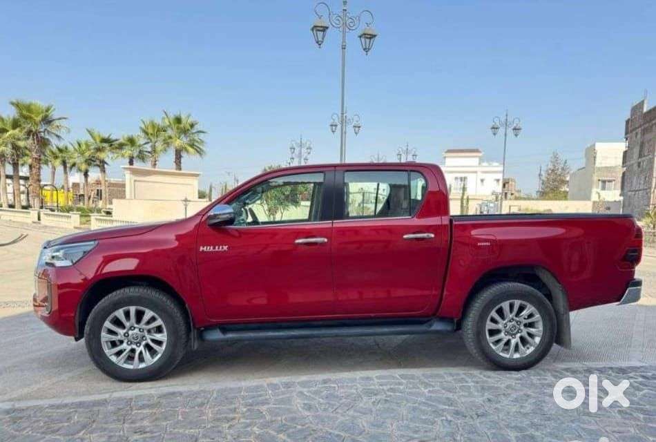 Toyota Hilux 2.8 High 4x4 Mt, 2024, Diesel