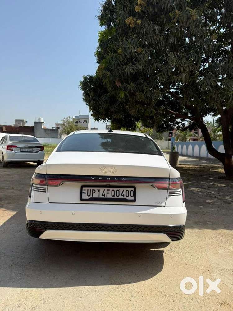 50 Hzar Ka Number Hyundai New Verna 2023 Petrol Well Maintained