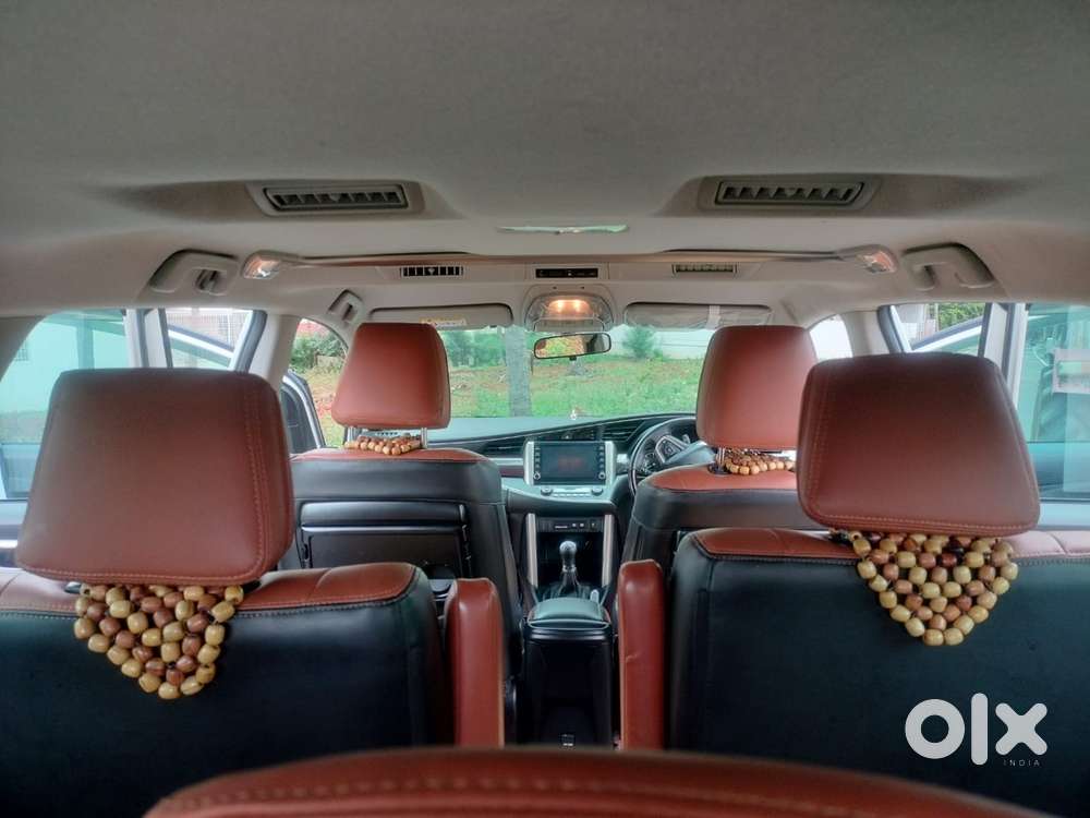 Toyota Innova Crysta 2023 Diesel 42589 Km Driven