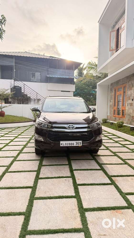 Toyota Innova Crysta 2.4 Z 7 Str, 2017, Diesel