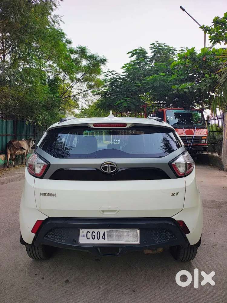 Tata Nexon Revotron Xt 2018