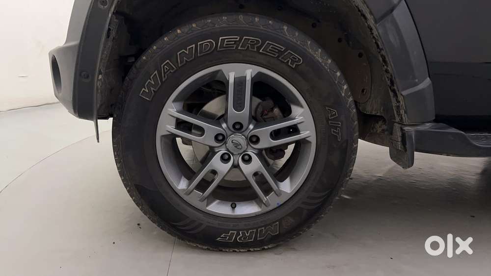 Mahindra Thar 2.0 Lx Hard Top Petrol At 4 Rwd, 2021, Petrol
