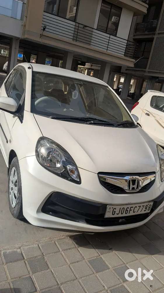 Honda Brio 2012 Petrol & Cng 95000 Km Driven