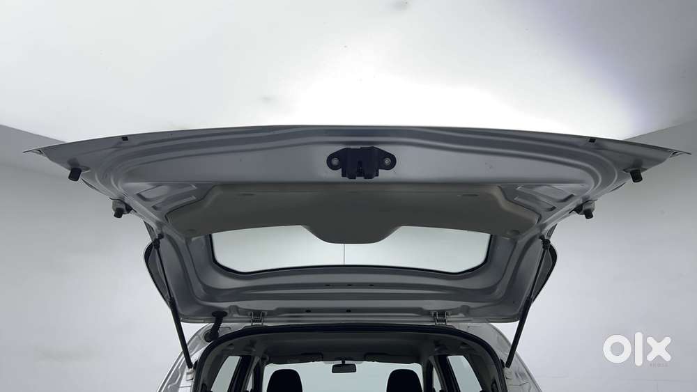 Renault Triber Rxl, 2021, Petrol