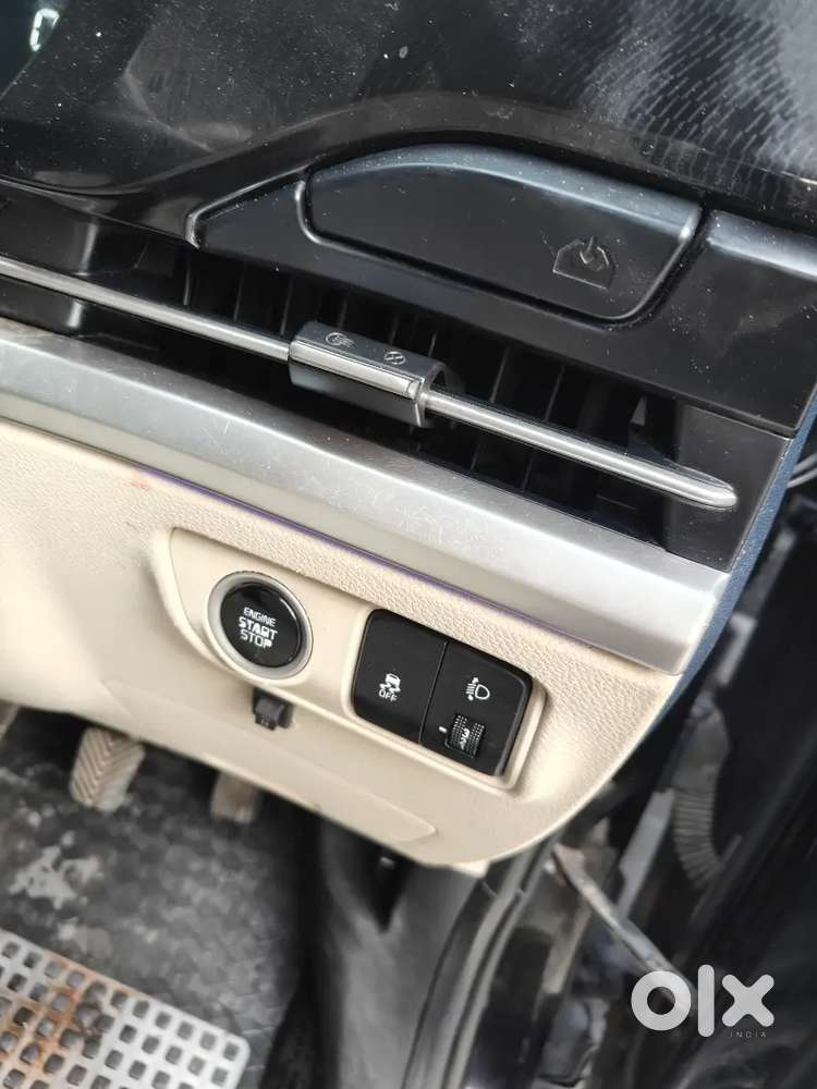 Kia Carens Diesel Manual December 2022 Sunroof Push Button Top Model
