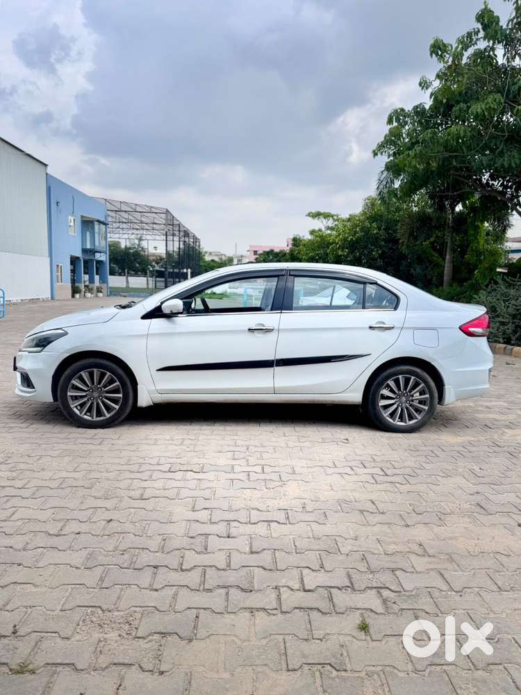 Maruti Suzuki Ciaz Smart Hybrid Alpha , 2019, Petrol