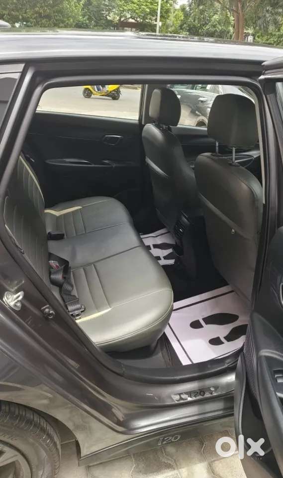 Hyundai I20 Sportz 1.2 Mt, 2023, Petrol