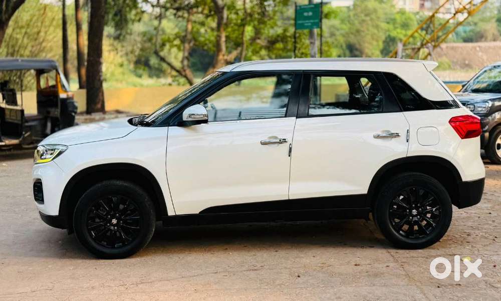 Maruti Suzuki Brezza 1.5 Zxi Smart Hybrid, 2020, Petrol