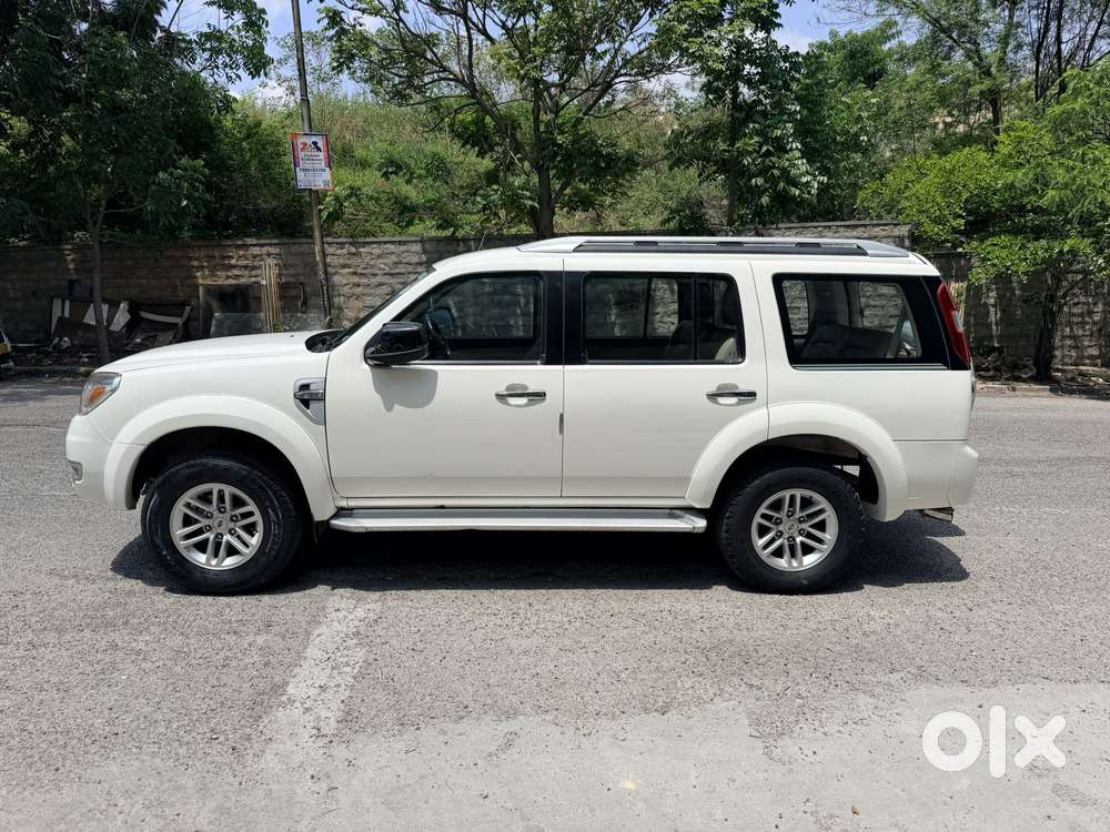 Ford Endeavour 2.5 4x2 Mt, 2012, Diesel