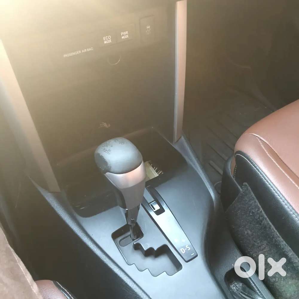 Toyota Innova Crysta 2.8z 2016 Diesel Top Condition For Sale