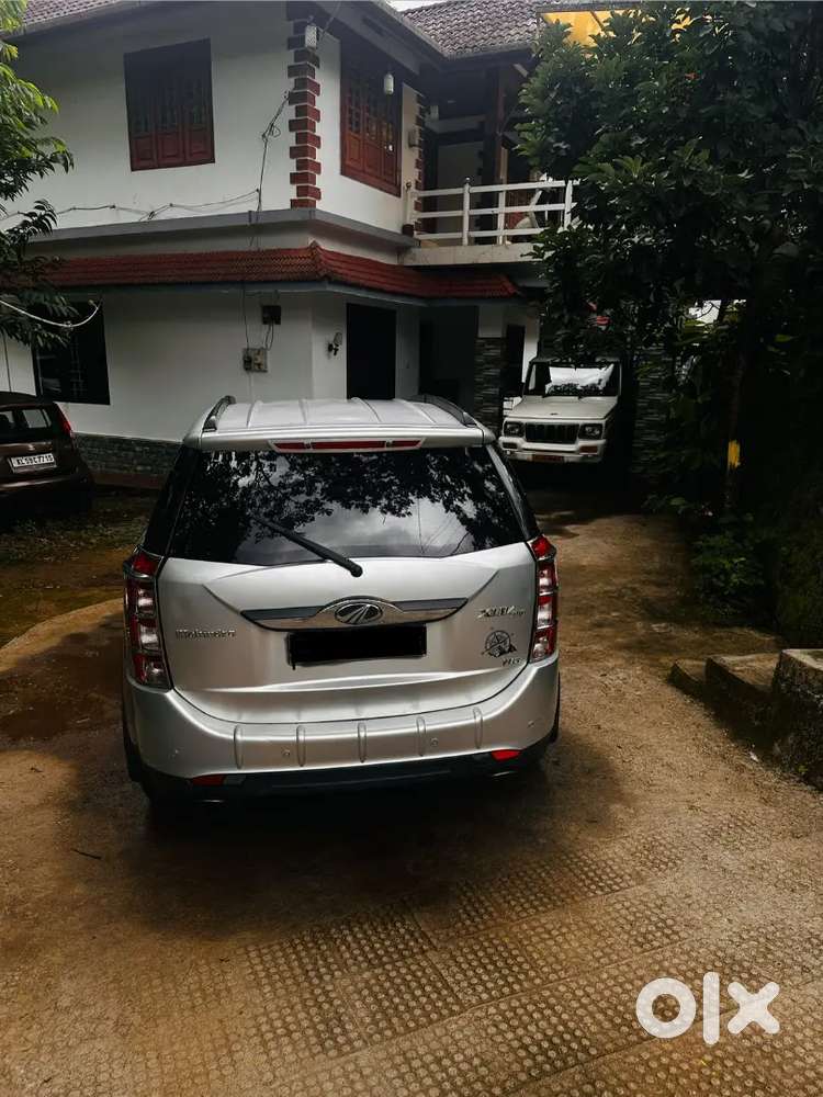 Mahindra Xuv500 2015 Diesel 99000 Km Driven