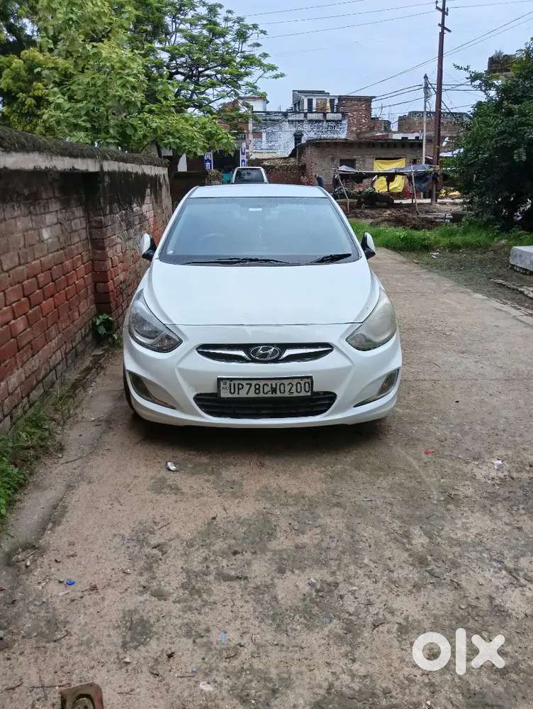 Hyundai Fluidic Verna 2012 Diesel 140000 Km Driven