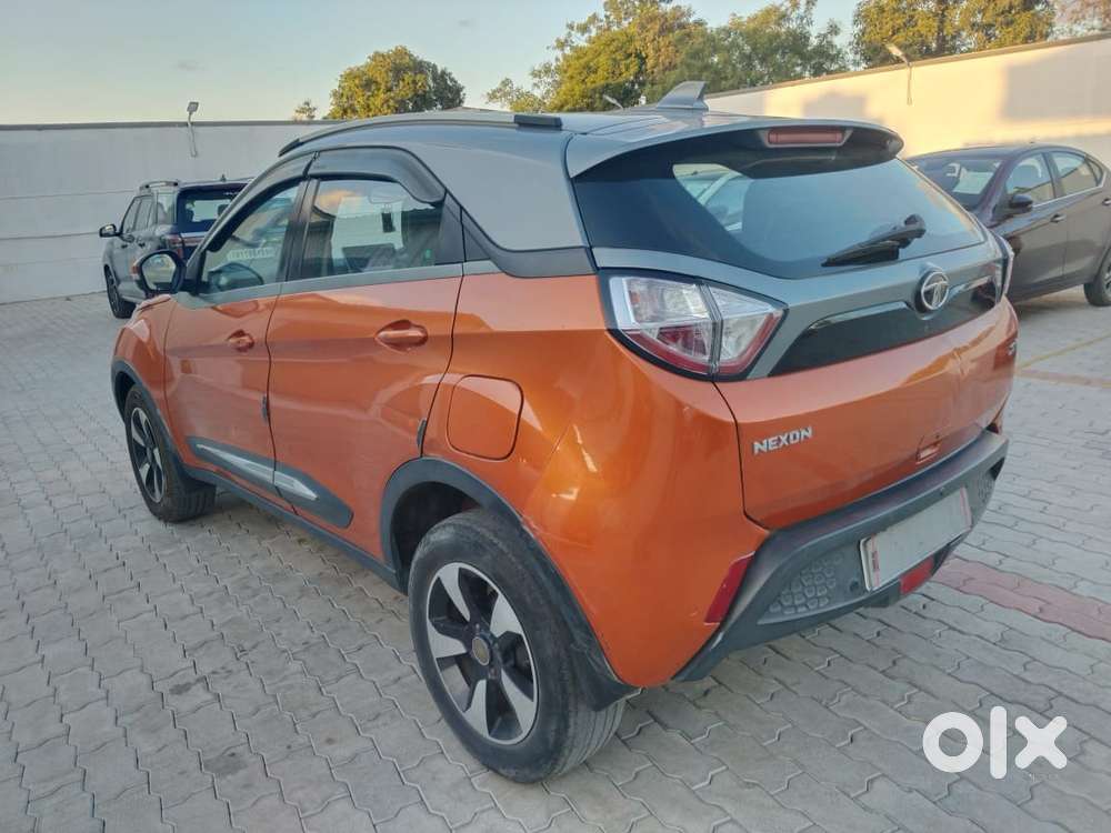 Tata Nexon Amt Xza Plus, 2018, Petrol
