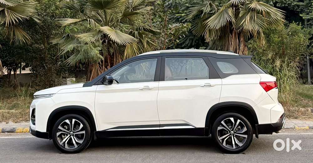 Mg Hector Plus Savvy Pro 1.5 Turbo Petrol Cvt 7 Str Dual Tone, 2024,..