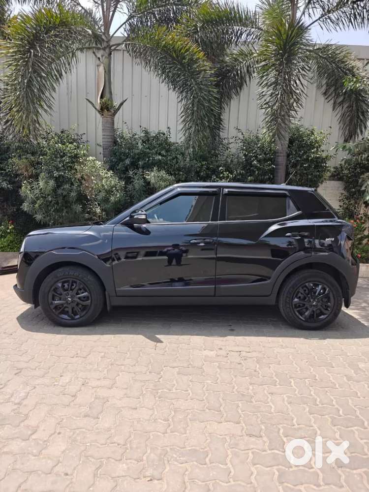 Mahindra Xuv 3xo, 2025, Petrol