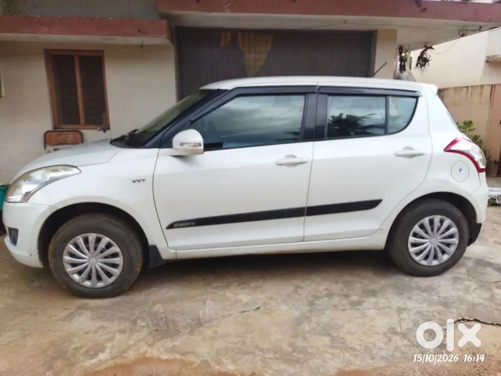 Maruti Suzuki Swift 2013 Petrol