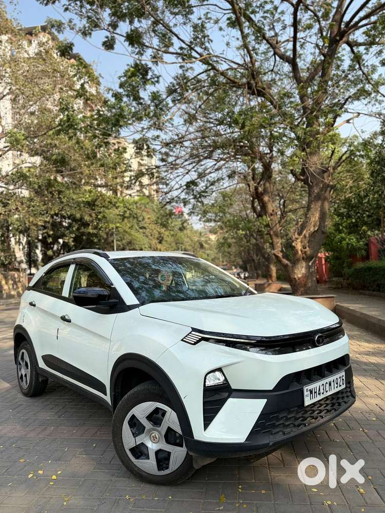 Tata Nexon Smart 1.2 Revotron Petrol 5 Mt, 2024, Petrol