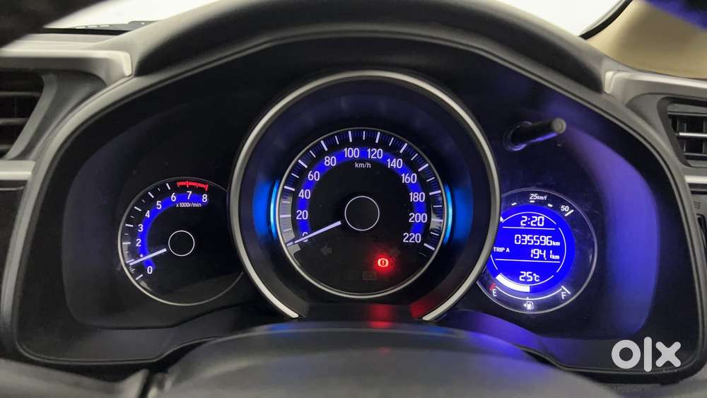 Honda Jazz [2020-2023] 1.2 Vx I-vtec Mt, 2022, Petrol