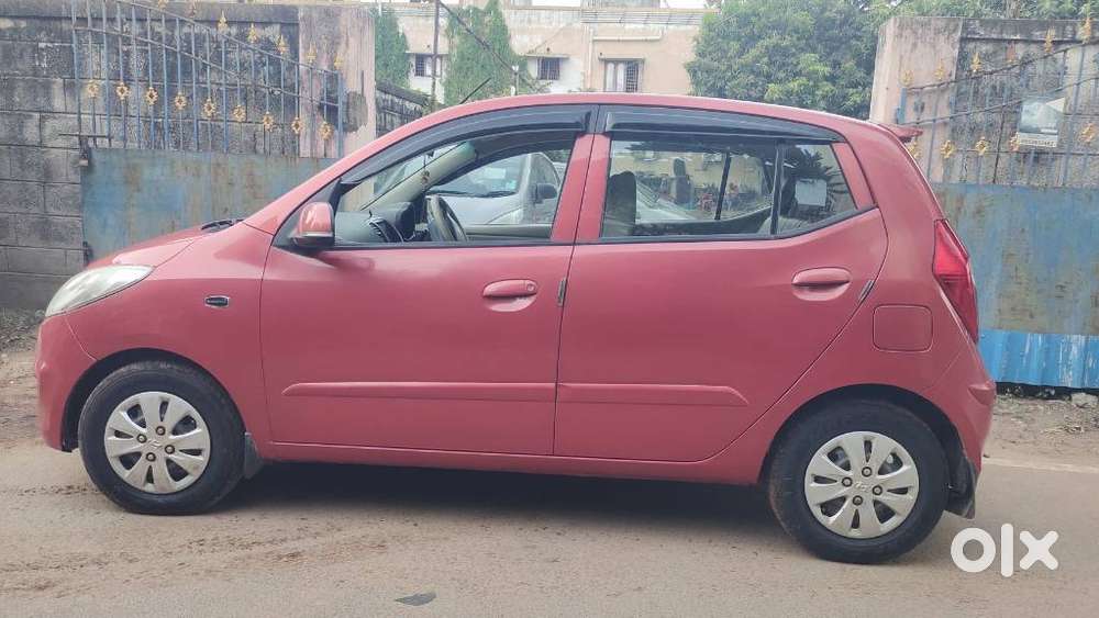 Hyundai I10 Sportz At, 2011, Petrol